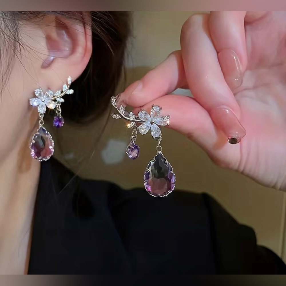 New 925 Silver Plated Flower & Teardrop Shape Zircon Earrings